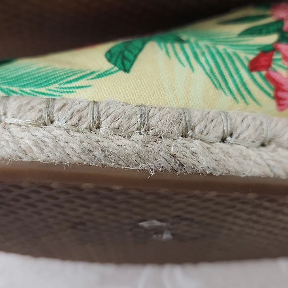 Tom's hawaiian hibiscus pale yellow floral print espadrille alpragata rope 7.5